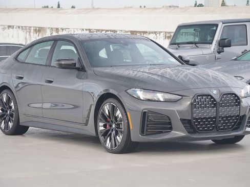 New 2026 BMW 430i w/ M Sport Package image 3