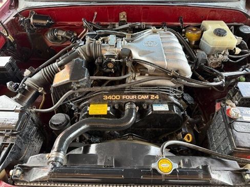 Used 2002 Toyota 4Runner SR5 image 4