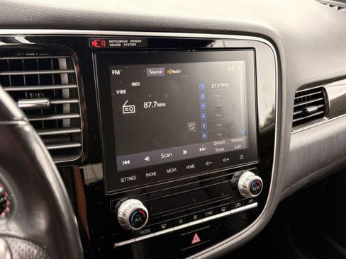 Used 2022 Mitsubishi Outlander LE image 30