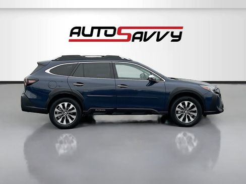 Used 2024 Subaru Outback Touring XT AWD/4WD image 8