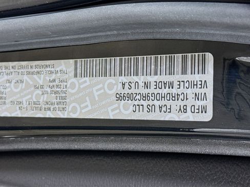 Used 2024 Dodge Durango GT image 41