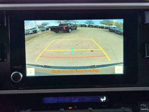 New 2025 Toyota Tundra SR5 AWD/4WD image 31