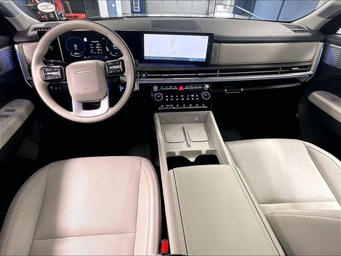 Used 2024 Hyundai Santa Fe Calligraphy AWD/4WD image 22