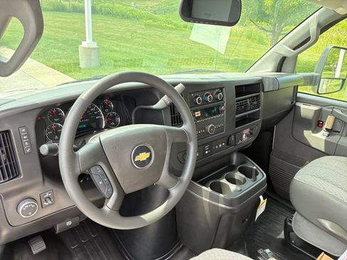 New 2026 Chevrolet Express 4500 w/ Power Convenience Package RWD image 16