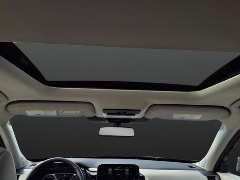 Used 2022 Nissan Pathfinder SL w/ SL Premium Package image 26