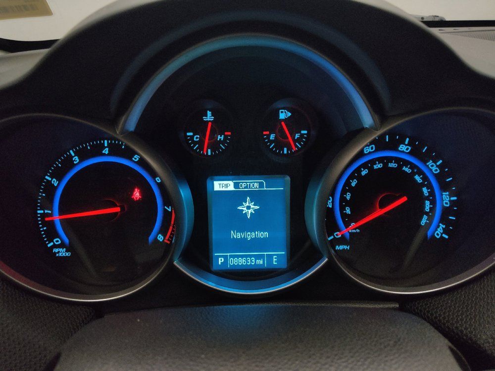 Used 2015 Chevrolet Cruze LT FWD image 23