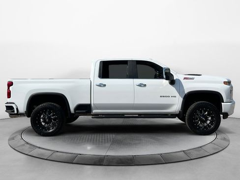 Used 2021 Chevrolet Silverado 2500 LT w/ Z71 Chrome Sport Edition AWD/4WD image 8