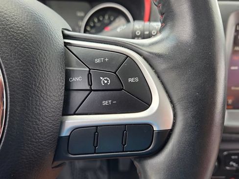 Used 2017 Jeep Compass Trailhawk w/ Leather Interior Group AWD/4WD image 27