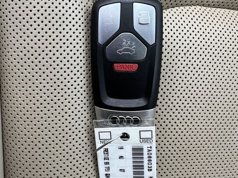 Used 2019 Audi Q7 3.0T Prestige w/ Prestige Package AWD/4WD image 38