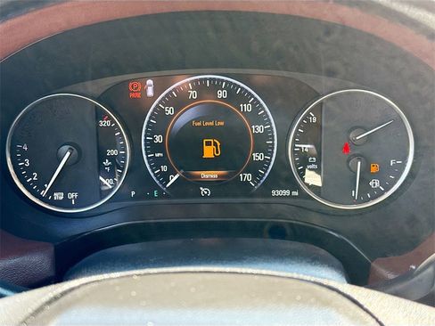 Used 2018 Buick Enclave Avenir image 13