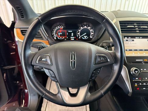 Used 2018 Lincoln MKC Select w/ Select Plus Package FWD image 13