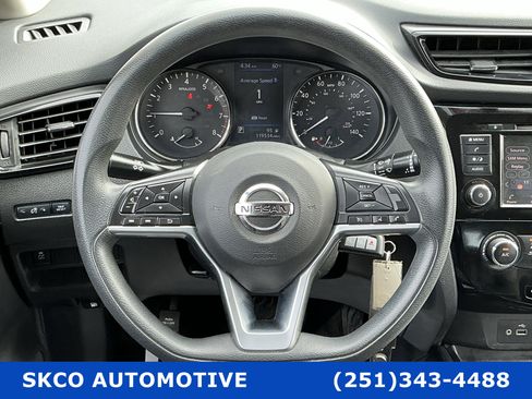 Used 2019 Nissan Rogue Sport S image 18