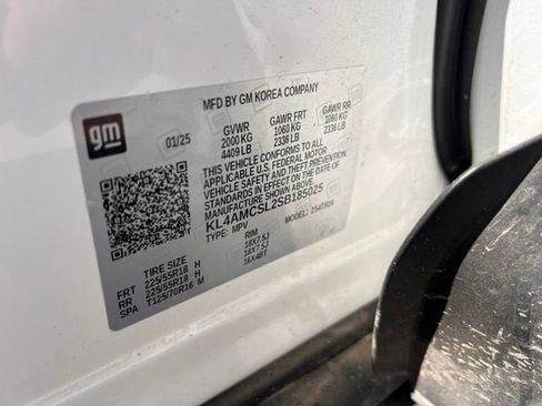 Used 2025 Buick Encore GX Preferred AWD/4WD image 7