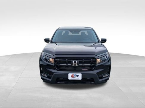 Used 2024 Honda Ridgeline Sport image 10
