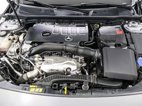 Used 2023 Mercedes-Benz CLA 250 image 27