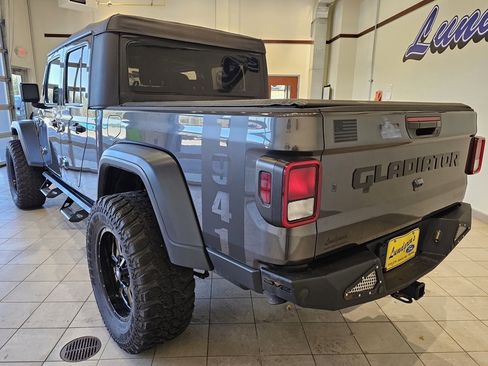 Used 2020 Jeep Gladiator Sport w/ Quick Order Package 24S image 3