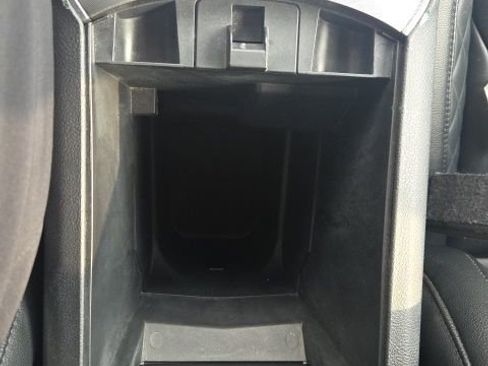 Used 2024 Ford Edge Titanium image 32