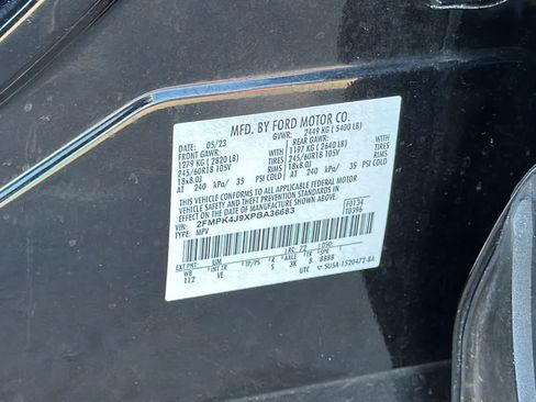 Used 2023 Ford Edge SEL AWD/4WD image 30
