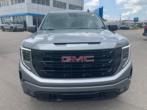 Used 2026 GMC Sierra 1500 Elevation AWD/4WD image 3