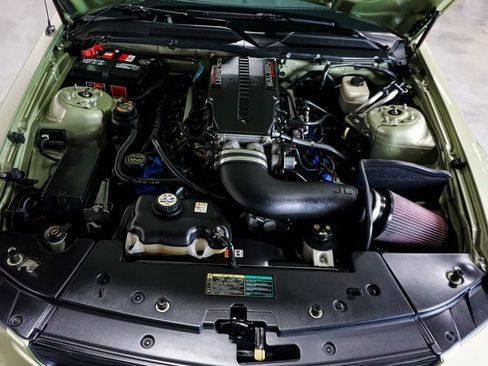 Used 2005 Ford Mustang GT RWD image 12