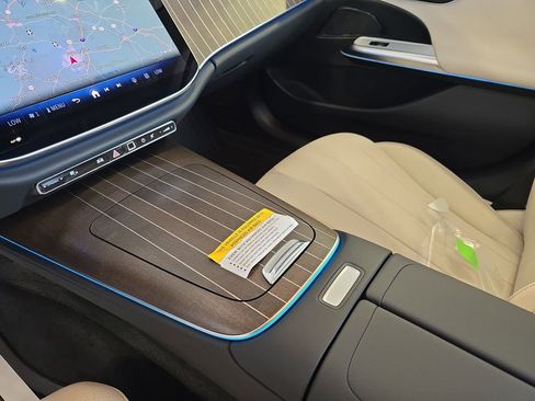 New 2026 Mercedes-Benz E 350 4MATIC Sedan image 27