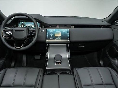 New 2026 Land Rover Range Rover Evoque S AWD/4WD image 18