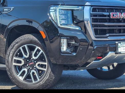 Certified 2024 GMC Yukon AT4 w/ Technology Package AWD/4WD image 4