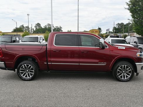 Used 2025 RAM 1500 Limited w/ Trailer Tow Group AWD/4WD image 11