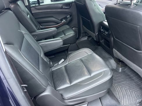 Used 2017 GMC Yukon XL SLT w/ Open Road Package image 19