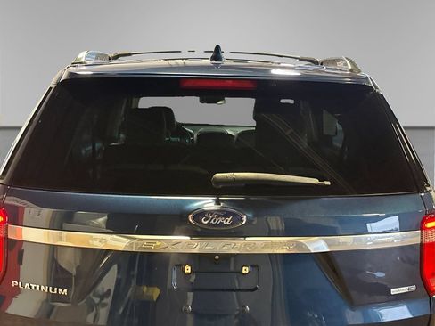 Used 2017 Ford Explorer Platinum AWD/4WD image 18