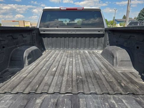 Used 2023 GMC Sierra 1500 SLT w/ SLT Convenience Package AWD/4WD image 34