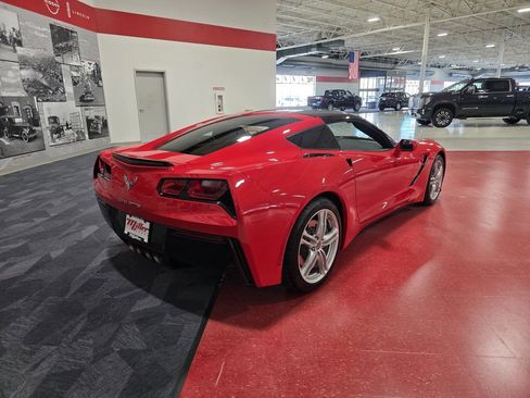 Used 2016 Chevrolet Corvette Stingray Coupe image 3