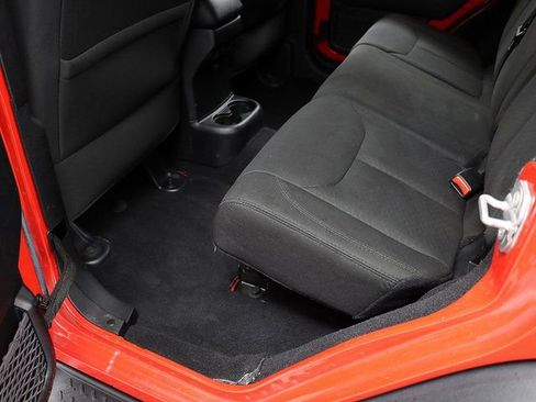 Used 2015 Jeep Wrangler Unlimited Sport w/ Quick Order Package 24S image 24