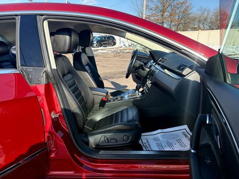 Used 2017 Volkswagen CC Sport image 24