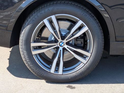 New 2026 BMW X7 M60i w/ Executive Package AWD/4WD image 27