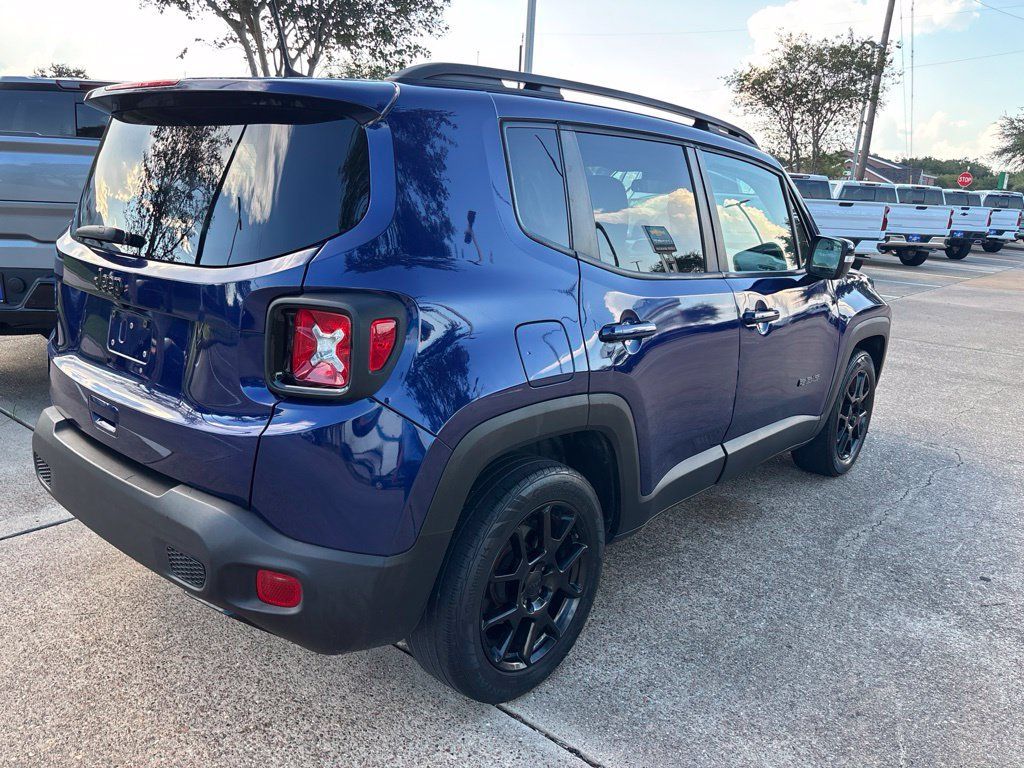 Used 2020 Jeep Renegade Altitude FWD image 5