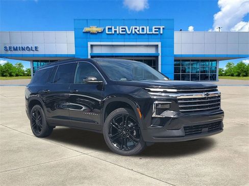 New 2026 Chevrolet Traverse LT w/ Driver Confidence Package image 1