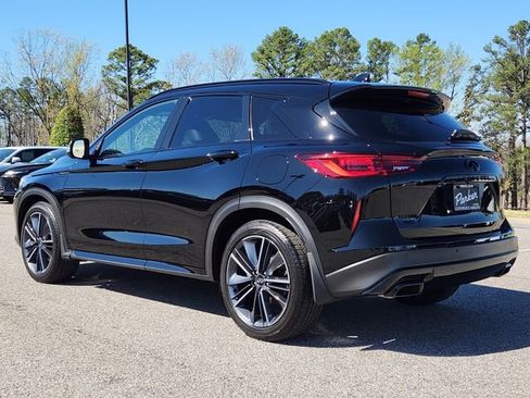 Used 2025 INFINITI QX50 Sport image 3