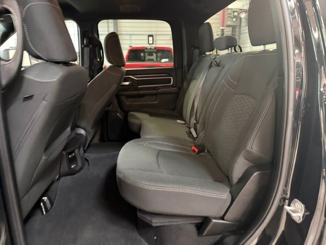 Used 2025 RAM 2500 Big Horn AWD/4WD image 34