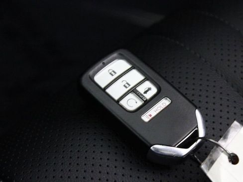 Used 2022 Honda Accord EX-L image 28