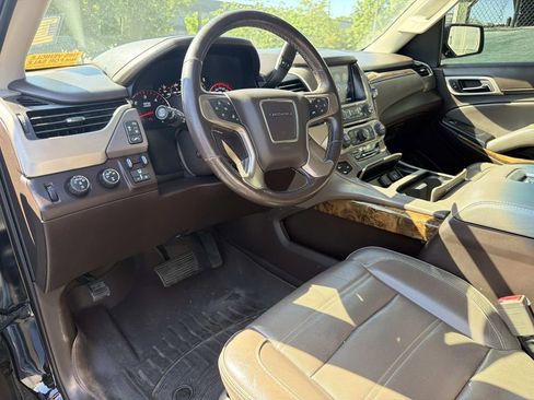 Used 2015 GMC Yukon Denali w/ Open Road Package AWD/4WD image 27