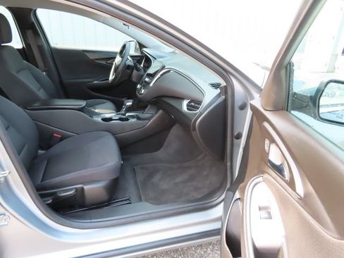 Used 2024 Chevrolet Malibu LT FWD image 22