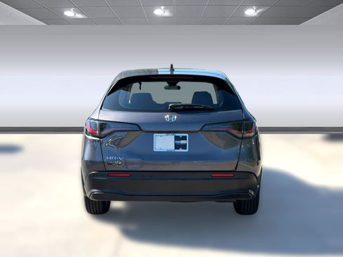 Used 2023 Honda HR-V LX image 10