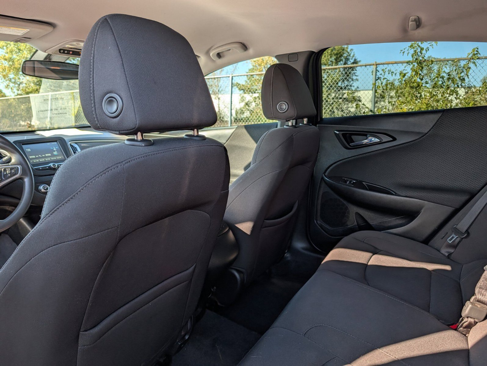 Used 2018 Chevrolet Malibu LS FWD image 18