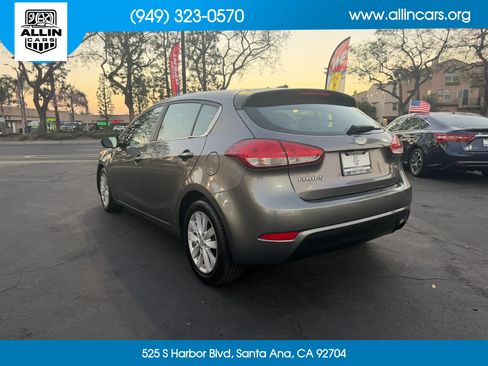 Used 2014 Kia Forte EX w/ Protection Package FWD image 6