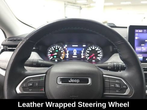 Used 2022 Jeep Compass Latitude w/ Convenience Group AWD/4WD image 18