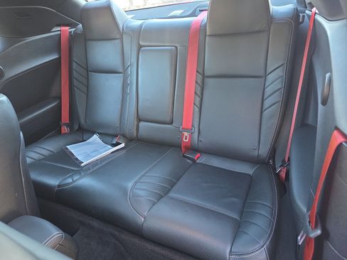 Used 2016 Dodge Challenger SRT w/ Technology Group image 14