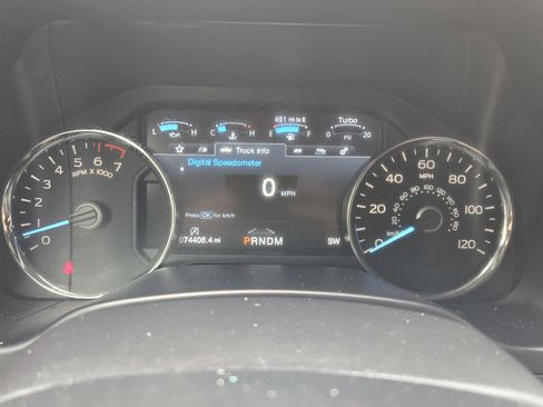 Used 2019 Ford F150 Lariat w/ Equipment Group 502A Luxury image 11