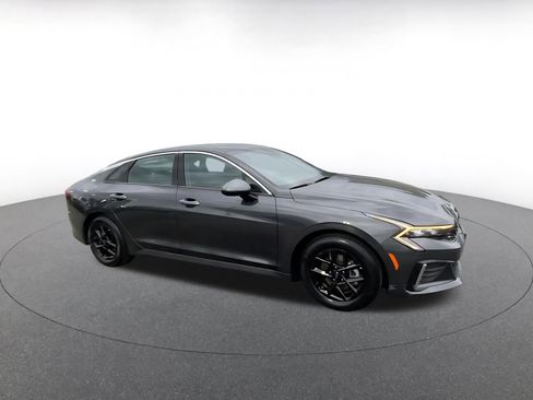 Used 2025 Kia K5 LXS image 2