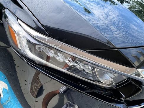 Certified 2021 Honda Accord LX image 26